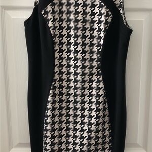Size 8 Ellen Tracy Sleeveless Houndstooth Sheath Dress Panel Midi Dress 60’s Mod